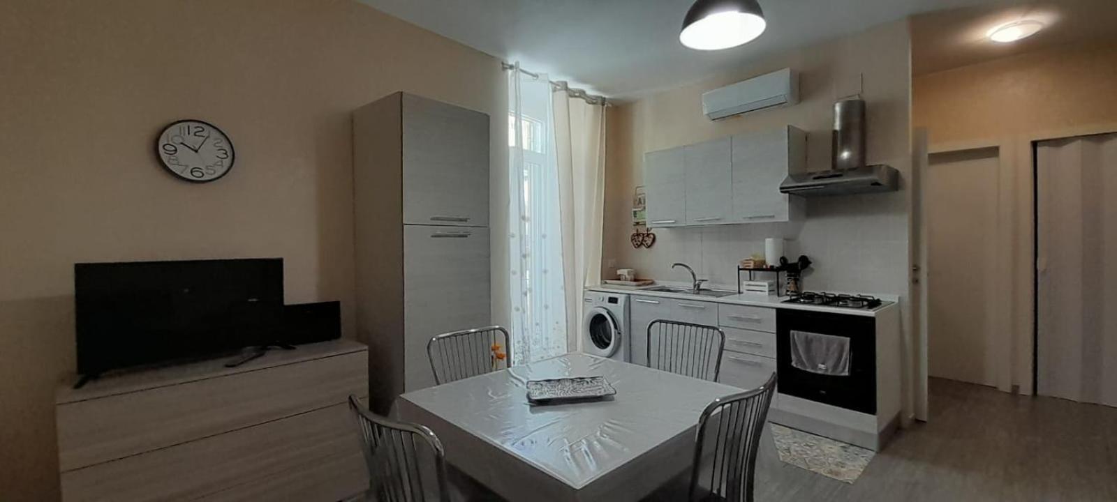 Ledueffe Casa Vacanze 比谢列 外观 照片
